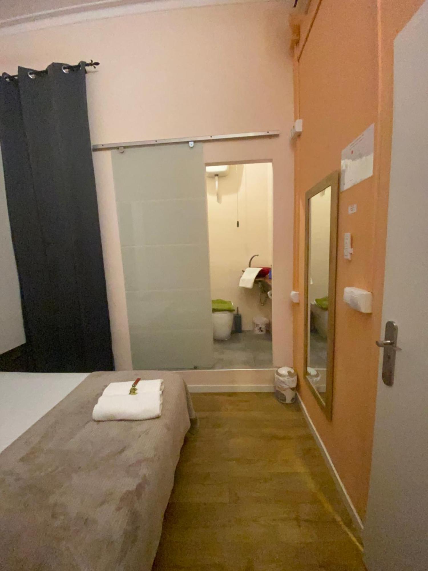 Sant Antoni Hostal, Sustainable Tourism Barcelona Ngoại thất bức ảnh